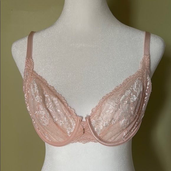 VICTORIA’S SECRET Lace Underwire Unlined Demi Bra Size 36C - Picture 1 of 4